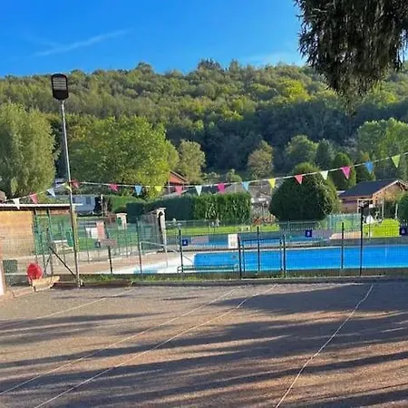 Avec Piscine Camping Yvoir